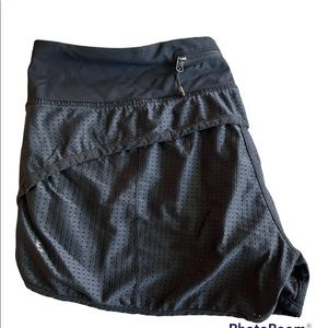 Lululemon Speed Up Short 2.5” Low Rise